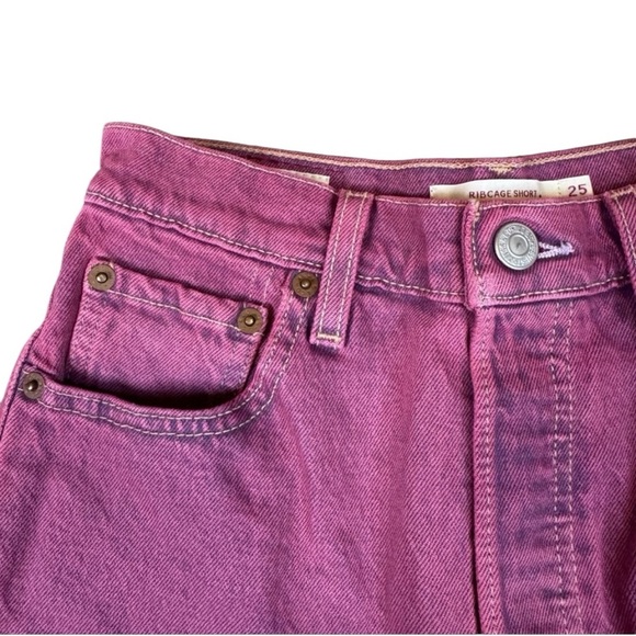 Levi's Pinkish Red High Rise Jean Shorts with Washed Look Size 25 - Picture 7 of 10